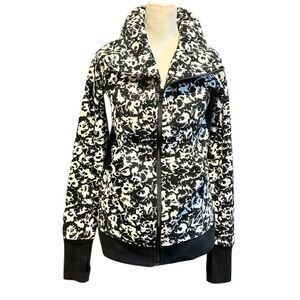 LULULEMON Cozy Cuddle Up Fleur Jacket Size 8 EC
